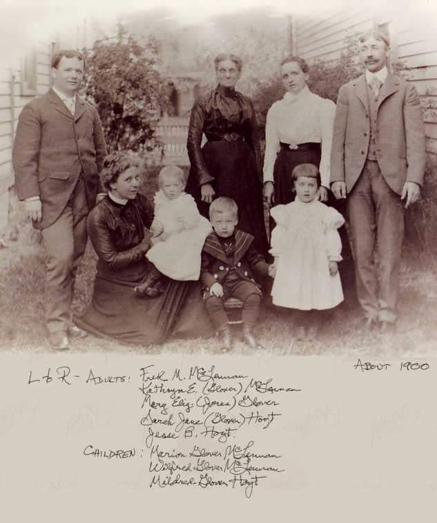Photo of photos/Wilfred Glover McLennan 1896-1992 fam portrait